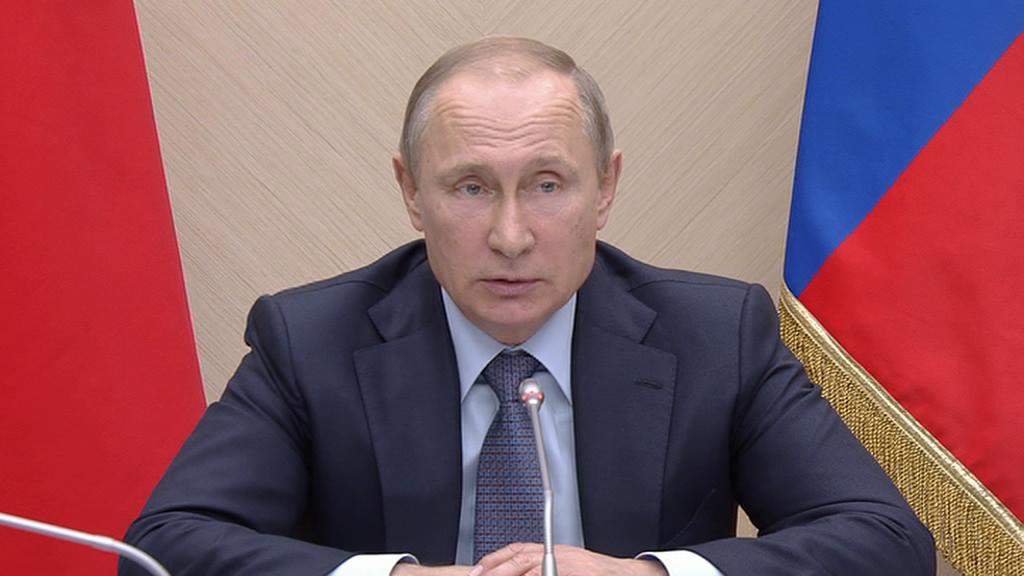 Путин отметил рост аварий с участием пассажирских автобусов