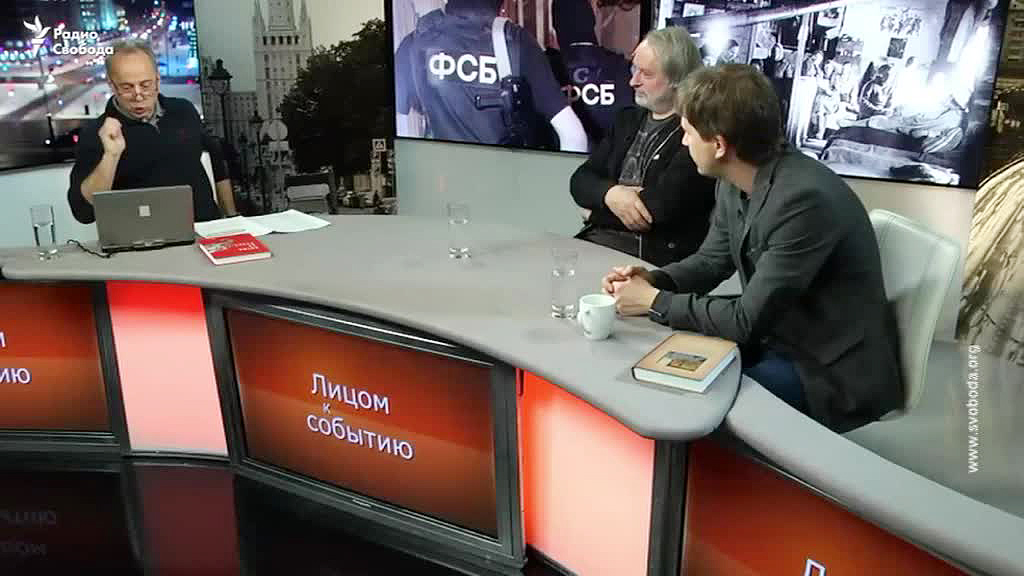 Предстоящие выборы президента России стали настоящим полем битвы для США