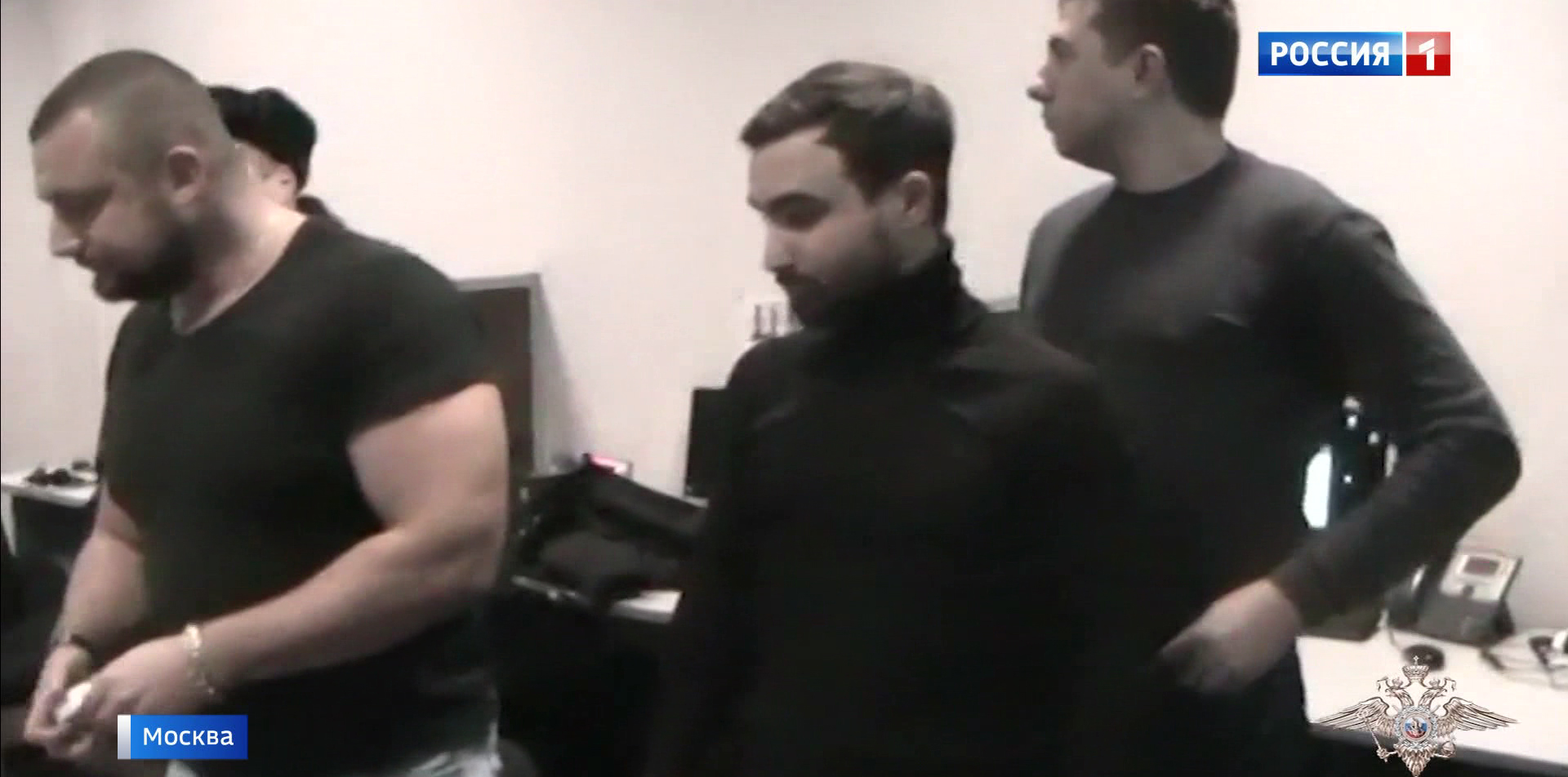 Сотрудников столичного автосалона подозревают в крупном мошенничестве
