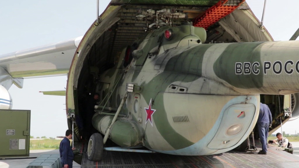 Из Сирии в Новосибирск вернулись два военных вертолета Ми-8