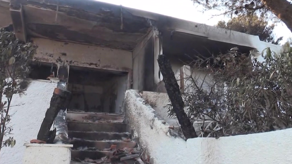 "Это было райское место, теперь это кладбище": в Греции ищут погибших от страшных пожаров