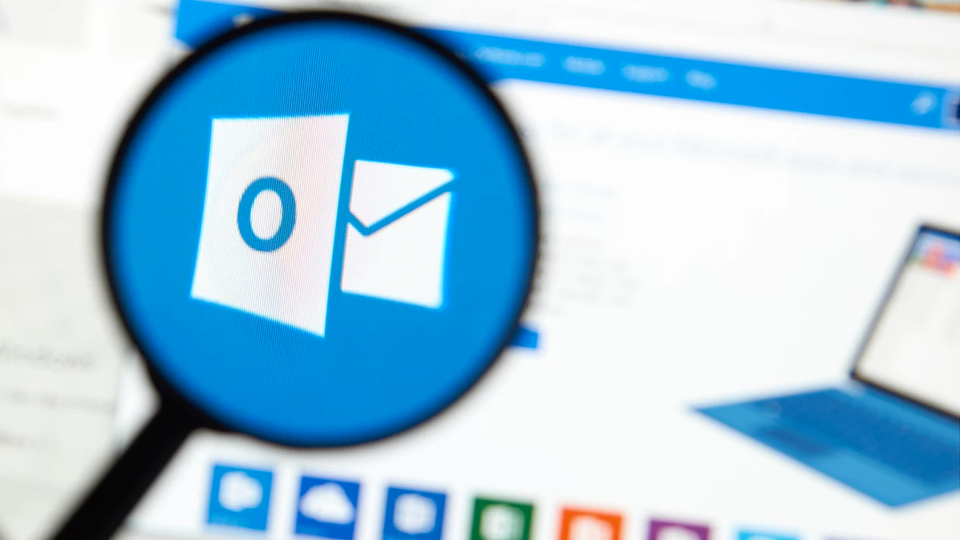 Мошенники рассылают пользователям Outlook "обновления почты"