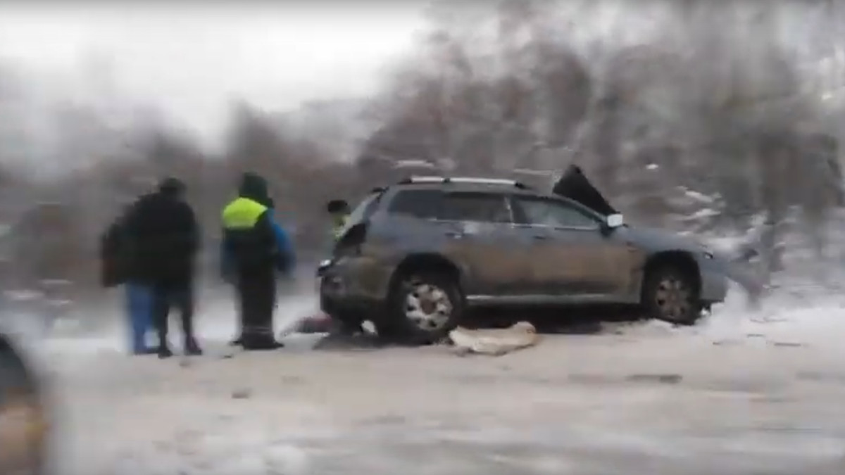 В аварии под Томском пострадали шесть человек