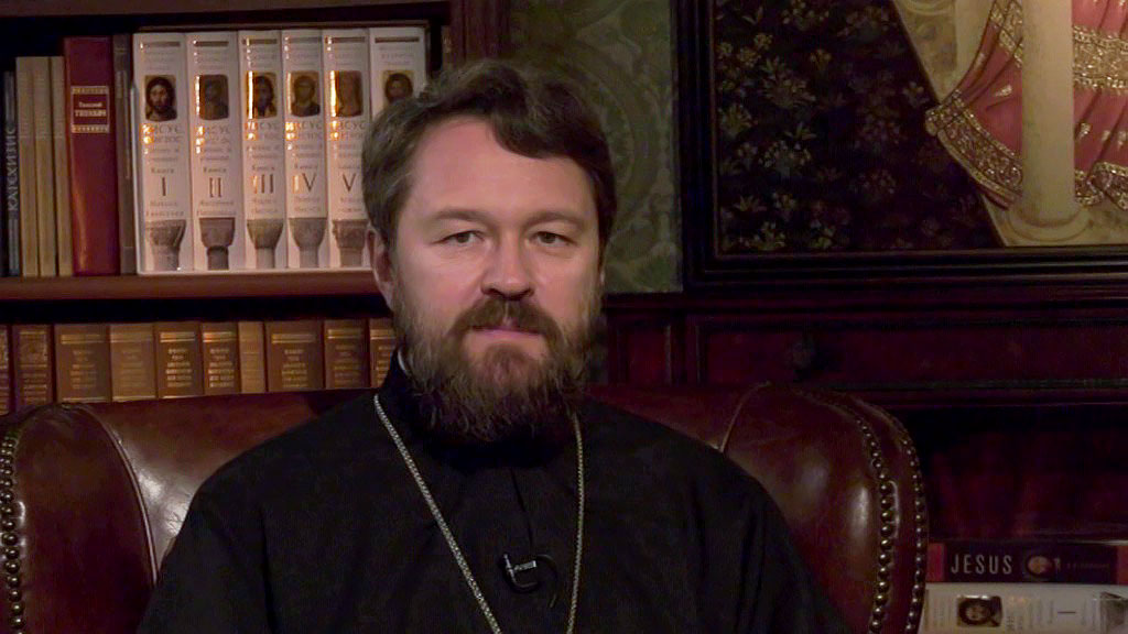 "Прокладка" между Церковью и государством не нужна, считает митрополит Иларион