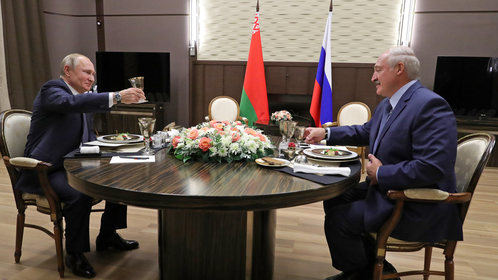 Лукашенко покинул резиденцию Путина незаметно для журналистов