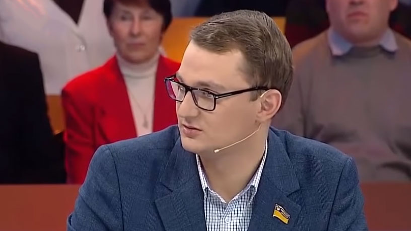 Депутат предложил пенсионерке продать собаку, чтобы заплатить за коммуналку