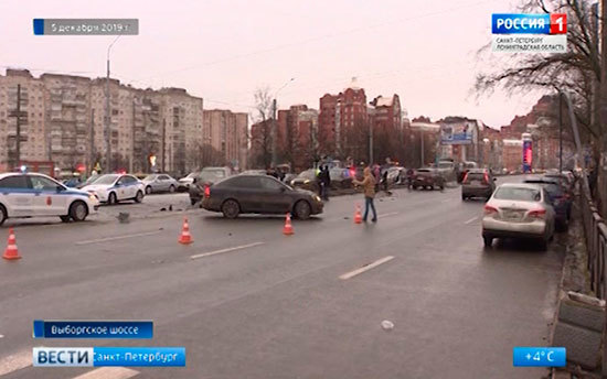 Виновник массовой аварии на Выборгском шоссе имеет 104 штрафа за год