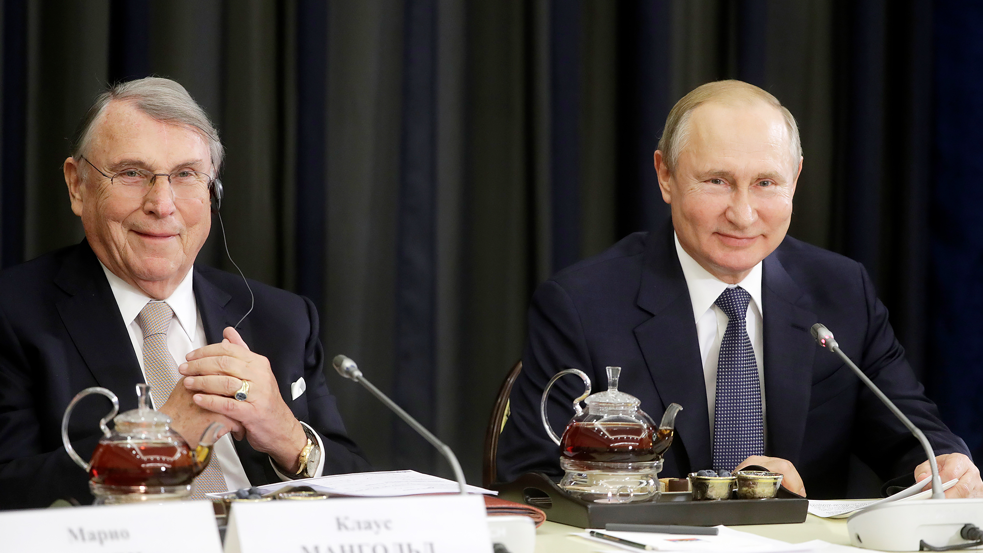Путин побеседовал с немецкими бизнесменами на их языке
