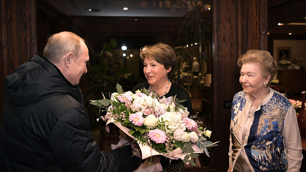 Президент Владимир Путин поздравил Татьяну Юмашеву с днем рождения