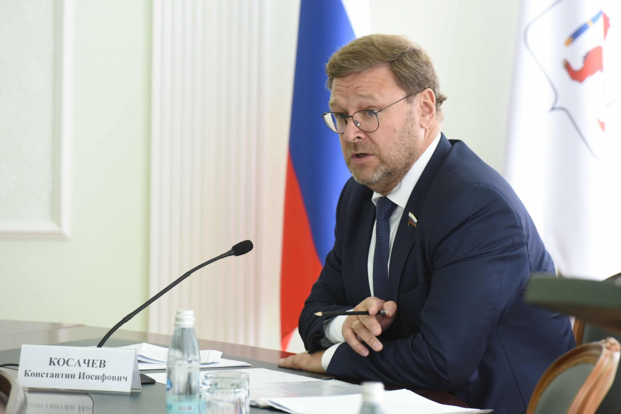 Косачев: новый бюджет США нацелен на продолжение конфликтов и гибридных войн