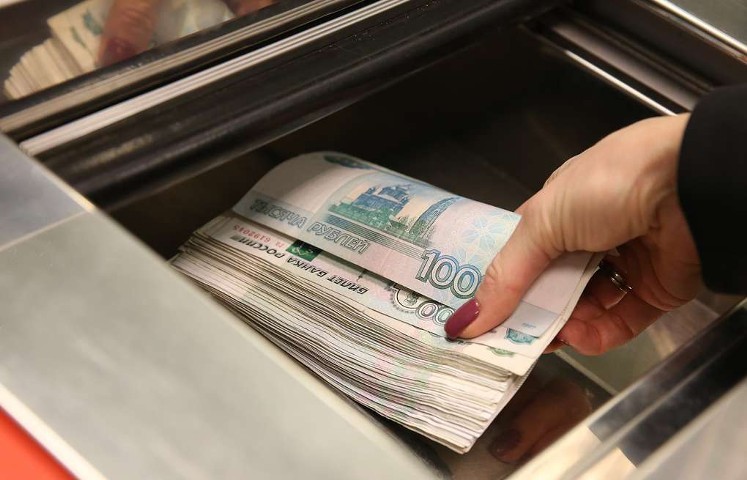 Средний "заем до зарплаты" вырос почти на 10%