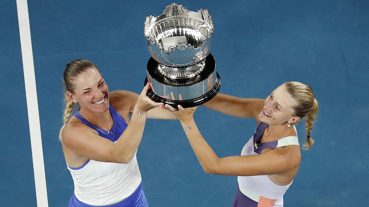 Australian Open. Бабош и Младенович выиграли финал женских дуэтов