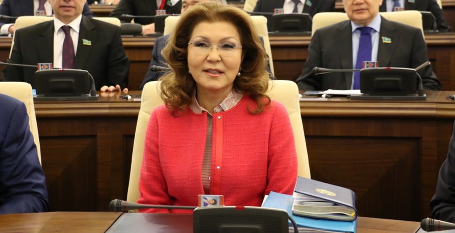 Дарига Назарбаева избрана председателем сената (верхней палаты) парламента Казахстана