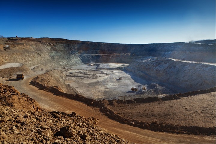 СМИ: Алексей Мордашов решил передать долю в Nordgold сыновьям
