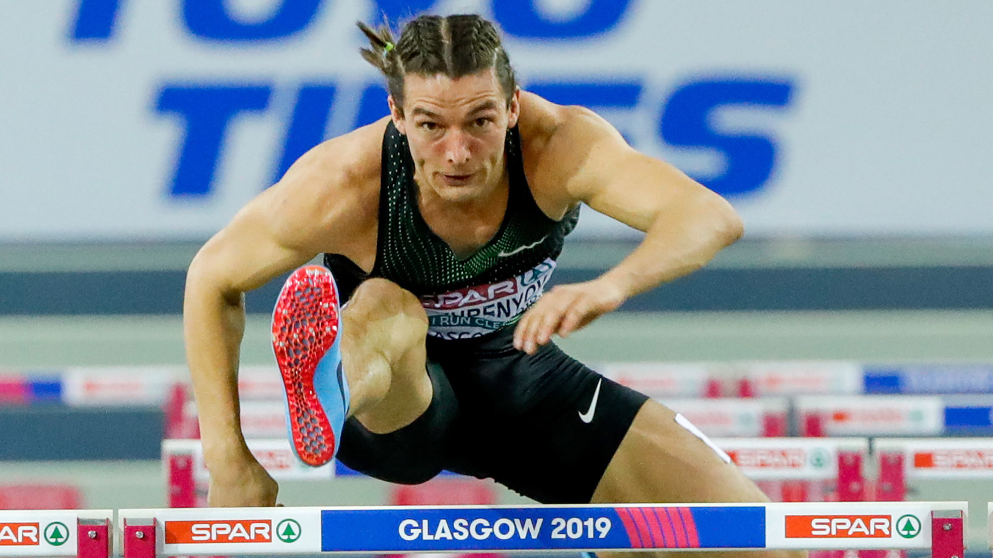 Россиянин Шкуренев выиграл бронзу чемпионата Европы по легкой атлетике