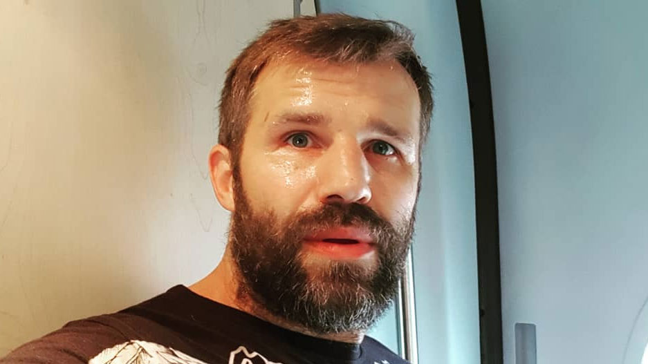 В аэропорту Краснодара за дебош задержан актер Тимур Ефременков