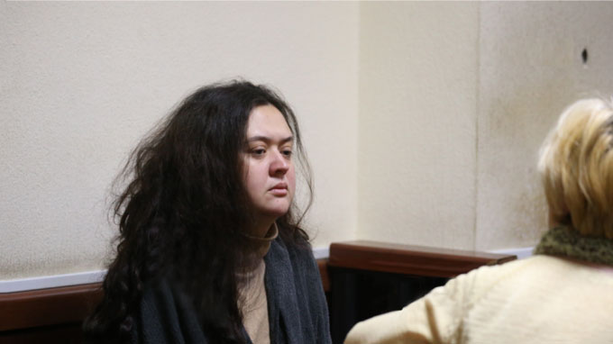Подозреваемую в торговле детьми украинку отпустили, а потом опять задержали