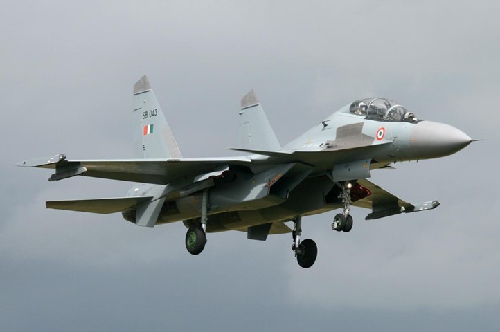 Индия прекратит сборку Су-30МКИ из-за дороговизны местных комплектующих