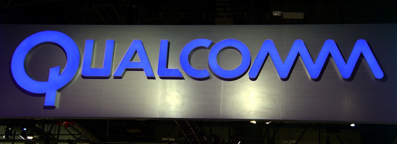 Qualcomm начинает патентный спор с Apple