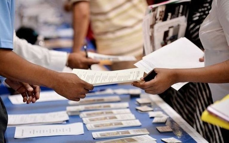 Безработица в США в январе выросла до 4%