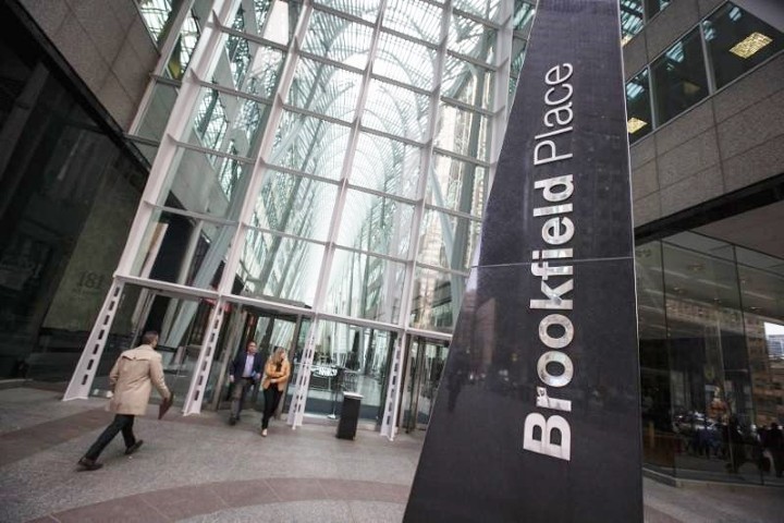 Сделка Brookfield и Oaktree позволит создать мощного конкурента Blackstone