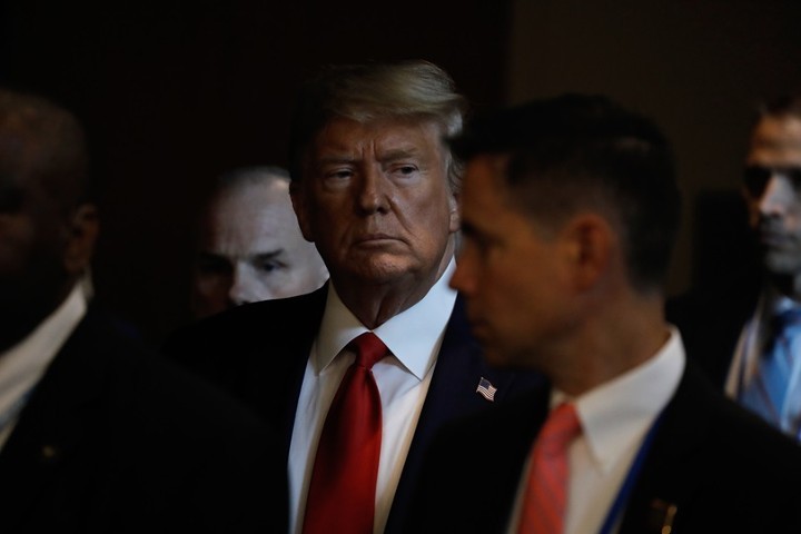 Трамп вновь предупредил об обвале рынка акций США в случае его импичмента