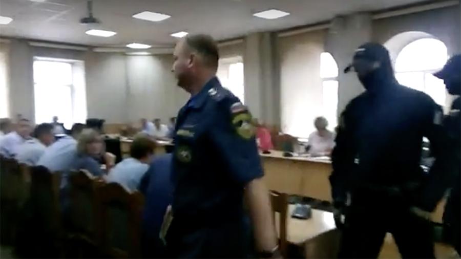 В мэрии Читы задержан сотрудник МЧС