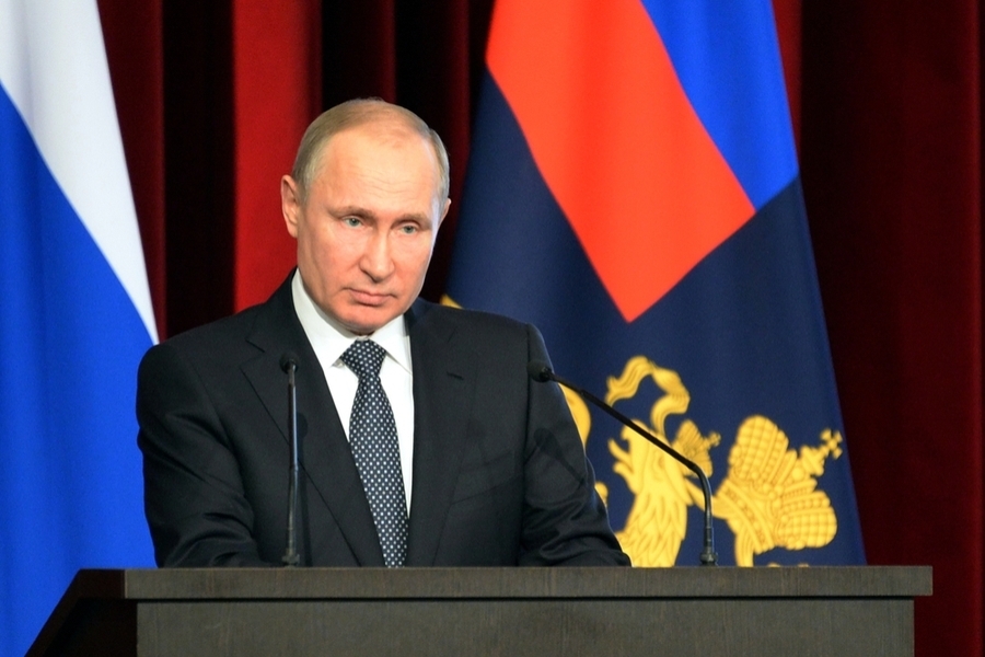 Путин поручил снижать ставки по ипотеке
