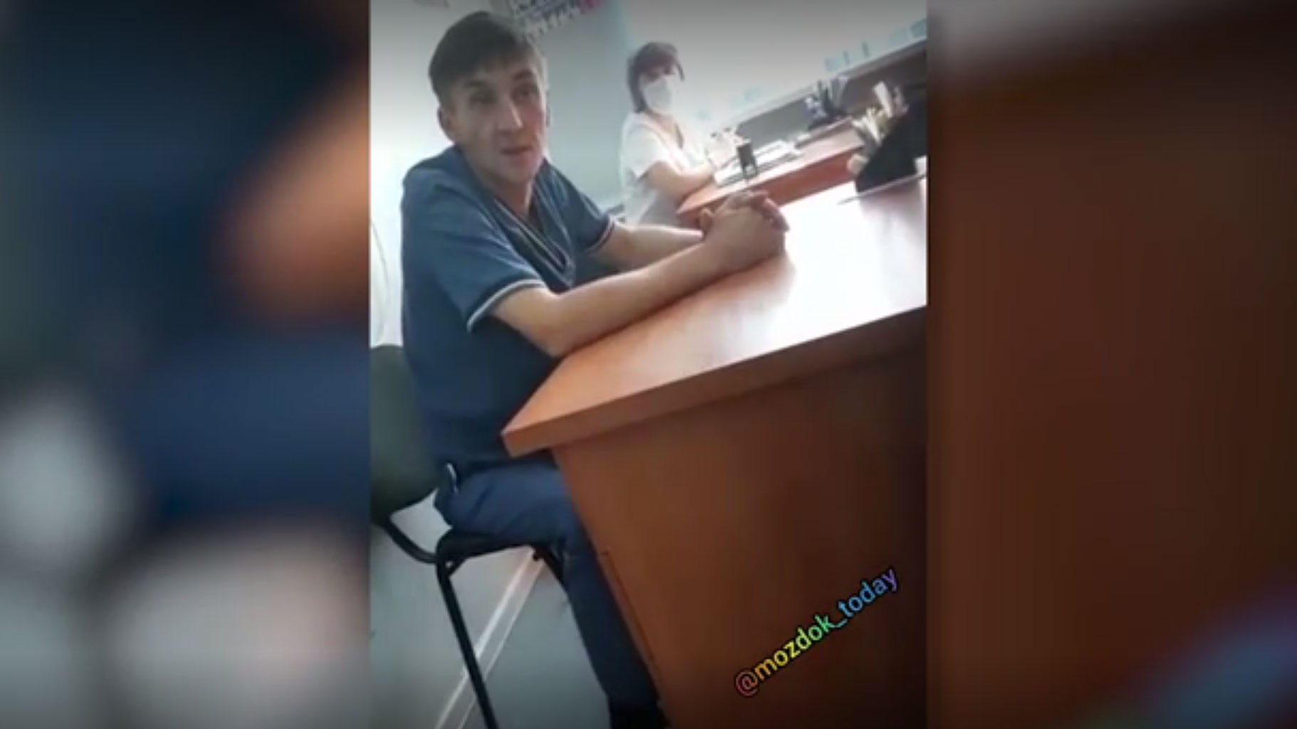 Уволен врач, посоветовавший ребенку смазывать гипс