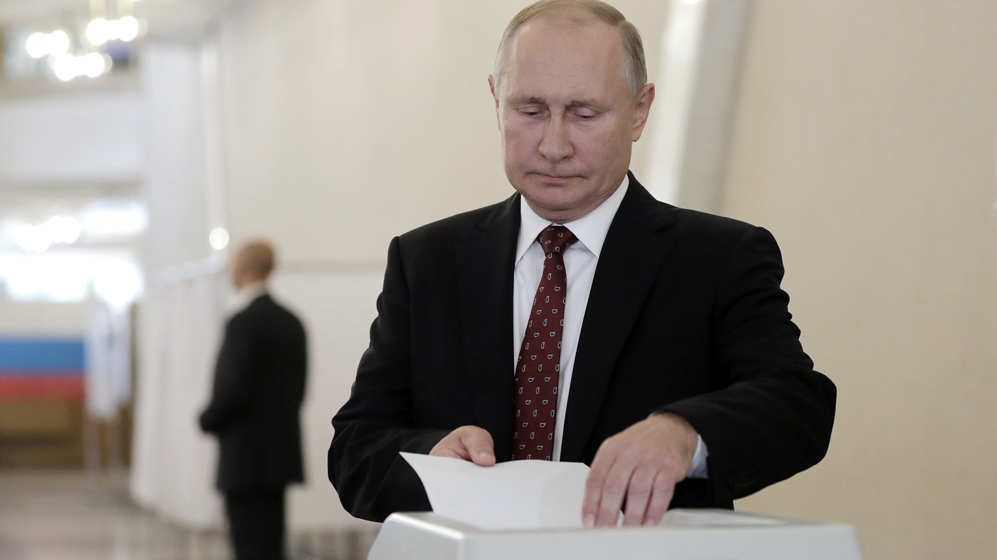 Путин проголосовал на выборах в Мосгордуму
