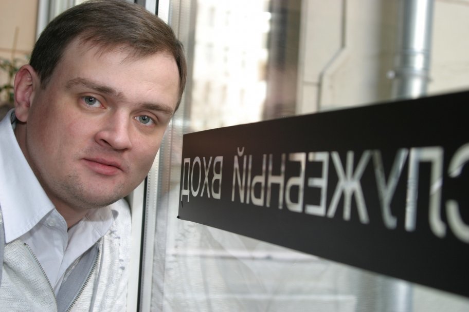 Звезда серила "Папины дочки" борется за квартиру умершей матери