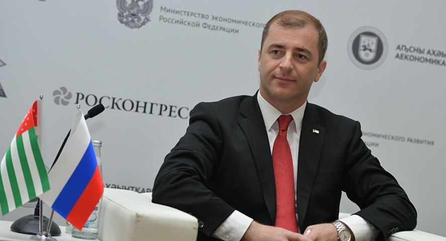Ардзинба: Абхазия нуждается в валютном соглашении с Россией об использовании рублей в качестве платежного средства