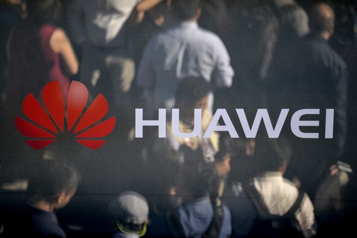 Huawei решила не продавать флагманские смартфоны Mate 20 в США
