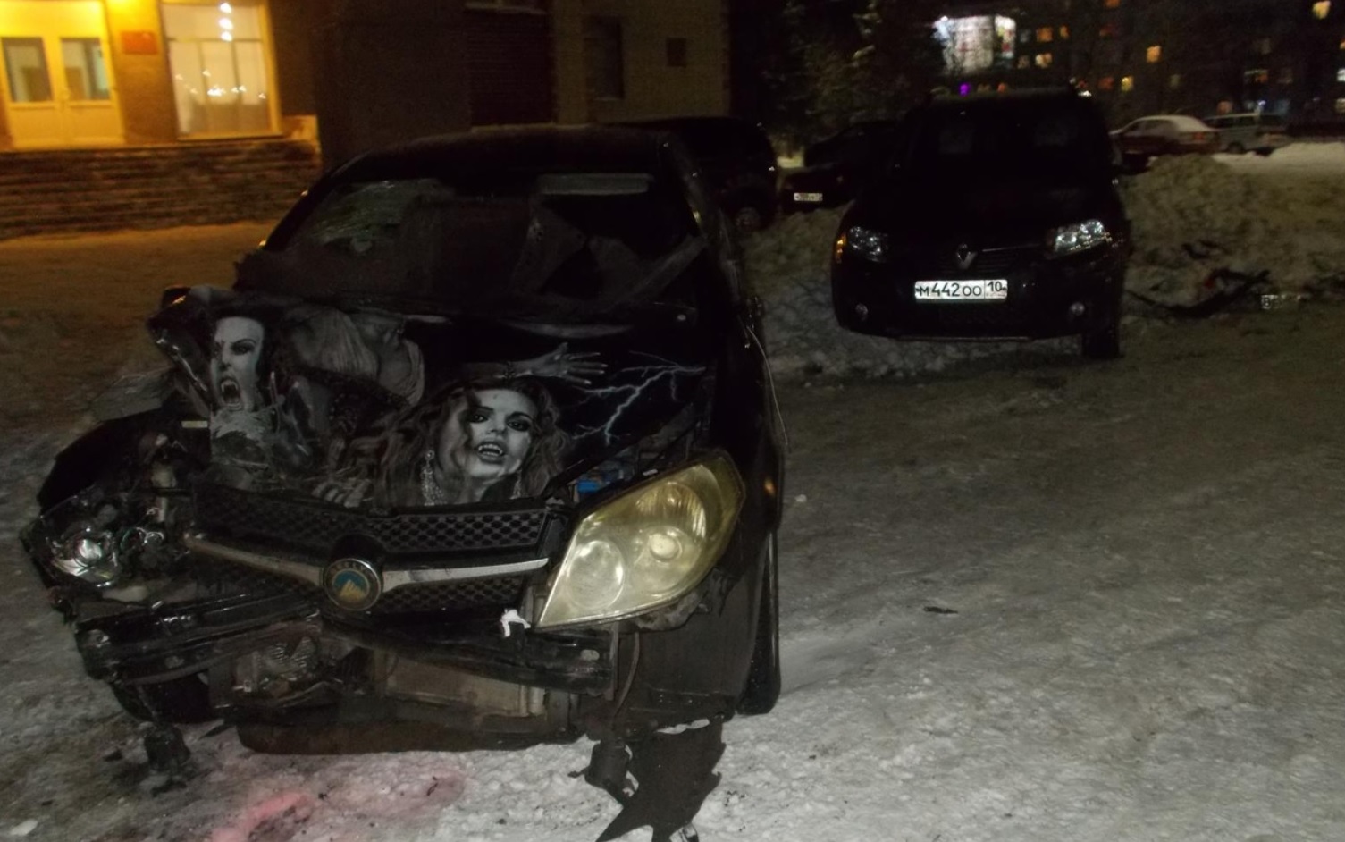 В Карелии лихач сбил мэра города, переходившего дорогу в неположенном месте. Видео