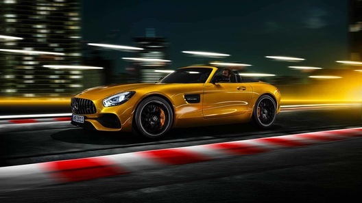 Mercedes-AMG выпустил еще один родстер GT