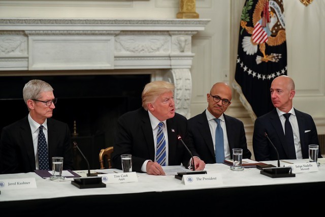 О'Нил: Трамп нанесет ущерб американским корпорациям