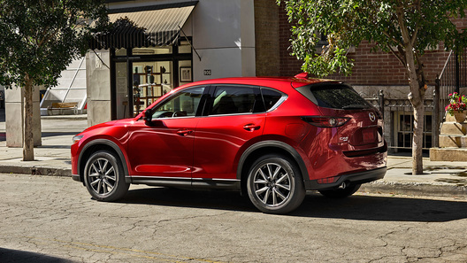 Обновленная Mazda CX-5 получила турбомотор