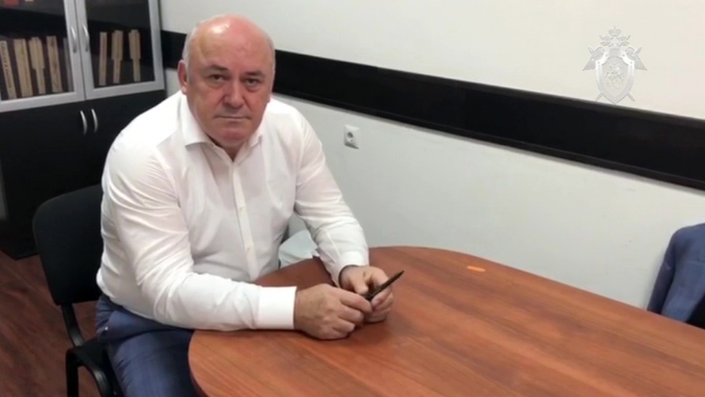 СКР провел обыск у депутата парламента Дагестана Раджаба Абдулатипова