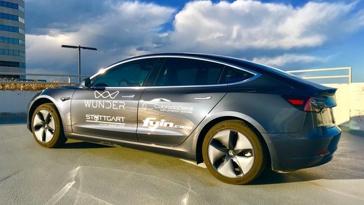 Tesla Model 3 установила рекорд дальности хода (и сразу сломалась!)