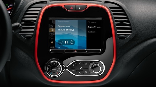 Renault Kaptur перевели на мультимедийную систему "Яндекс.Авто"