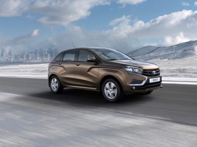 "АвтоВАЗ" начал продажи обновленного хэтчбека Lada XRay