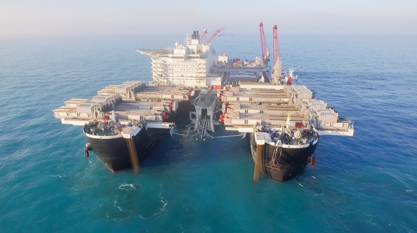 "Газпром":  при строительстве "Турецкого потока" поставлен мировой рекорд по морской укладке труб