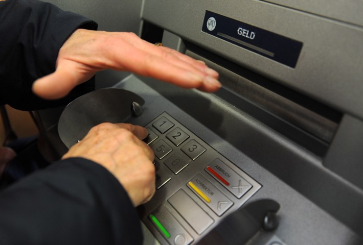 Доля неактивных кредиток в РФ сократилась до 28,7%