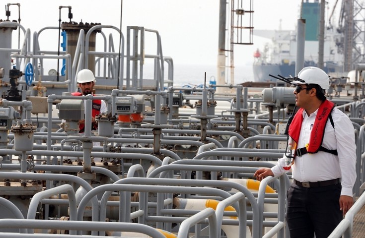 Иран заложил в проект бюджета цену нефти на уровне $54 за баррель