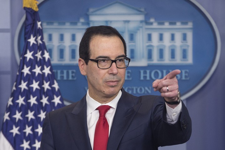 Министр финансов США Стивен Мнучин готовится побить долговой рекорд