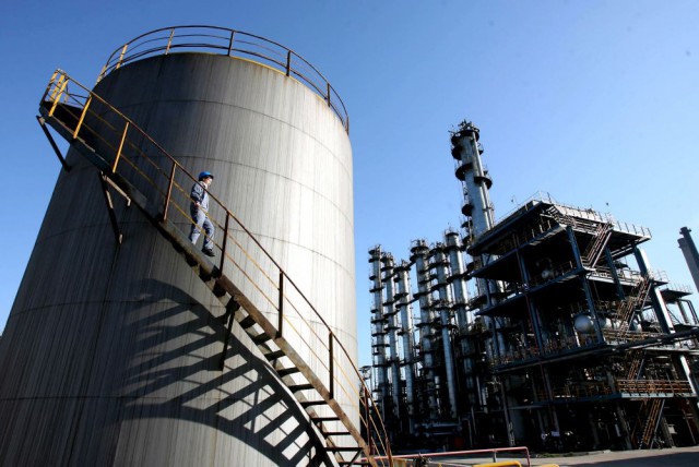 Нефтетрейдер Vitol продаст 50% VTTI за $1,2 млрд