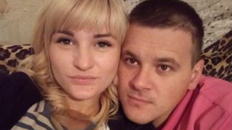 В Киеве мать оставила умирать с голоду двоих детей в запертой квартире
