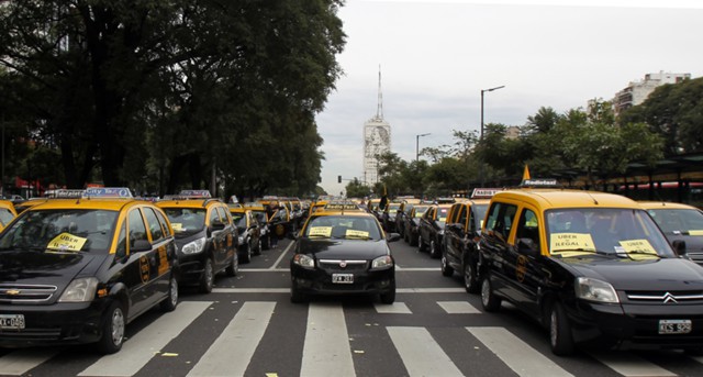 Руководителей Uber арестовали в Аргентине