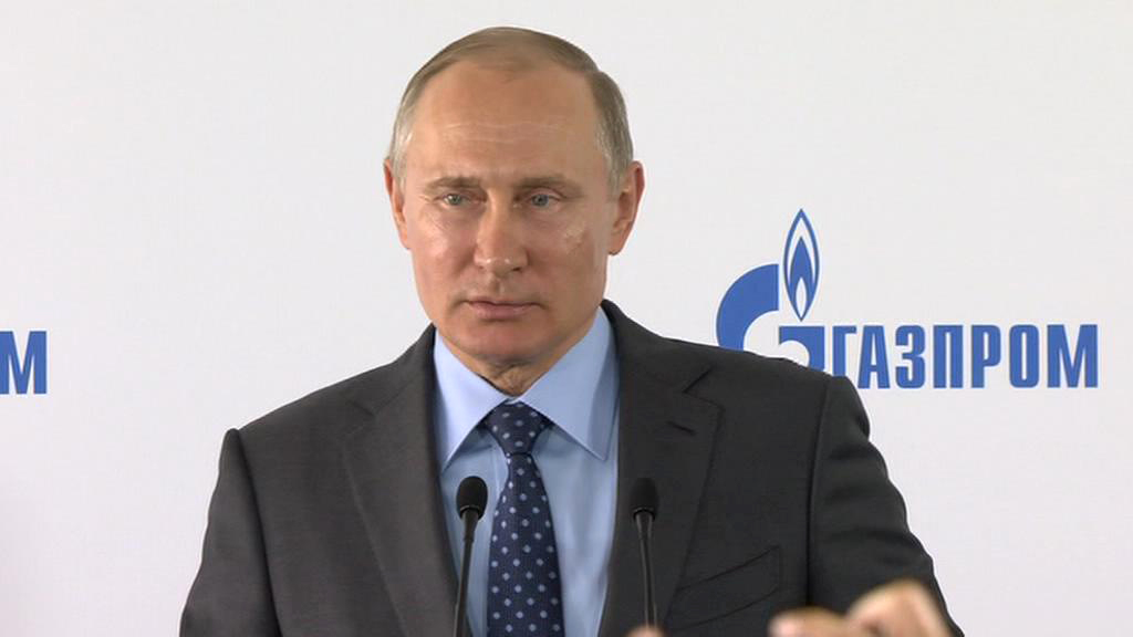 Путин предостерег "Газпром" от строительства "дворцов" на Дальнем Востоке