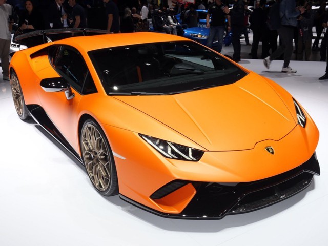 7 самых дорогих автоновинок 2017 года
